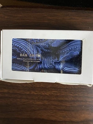 Pajarita Dan Smith Azul Paisley para Hombre - Accesorio Formal Boda Baile de graduación Negocios Foto 1 de 3