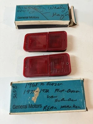 NOS Pair 68-72 Chevy GMC Pickup Van Rear Marker Lenses 916087 DRIVER 69 70 71 - Image 1 of 4