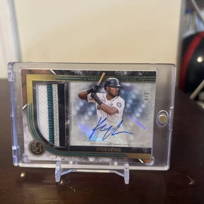 2019 Topps Museum Collection KYLE LEWIS Auto and Patch #/5 - Image 1 of 2