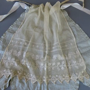 Lot 2 Antique c1900 Maid's APRON Embroidered Net LACE + Crisp Taffeta PINAFORE - Picture 1 of 7