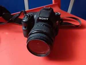 Fotokamera digital Sony A58 SLT, Zoom-Objektiv 18-55 abnehmbar + 32 Gb - Bild 1 von 13