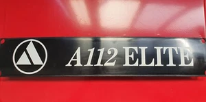 SCRITTA SIGLA SU CATARIFRANGENTE POSTERIORE AUTOBIANCHI A112 ELITE 6 7 SERIE - Foto 1 di 3