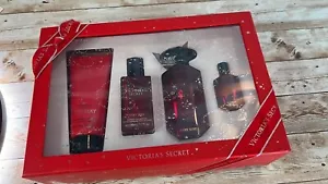 Victoria's Secret Very Sexy 4 PC Gift Set Eau De Parfum Perfume Holiday *RARE* - Picture 1 of 3