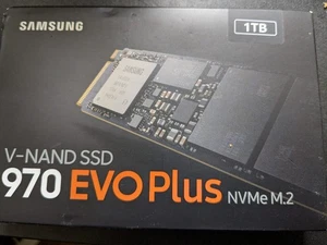 Samsung 970 EVO Plus 1TB NVMe M.2 Interne SSD (MZ-V7S1T0BW) - Bild 1 von 2