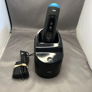 Braun Series 5 S5 Electric Shaver Men's Razor Wet & Dry + Cleaning Station - Picture 1 of 5