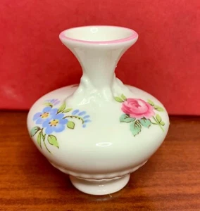 Vintage Crown Devon England Mini Bud Vase Violets 2 3/4 inch - Picture 1 of 5