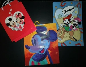 NEW UNUSED SET/11 Disney Mickey Mouse Minnie Mouse Friends Holiday Gift Bags - Picture 1 of 2