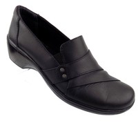 clarks may marigold black croc