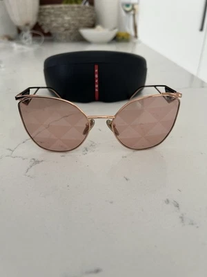 Women’s Prada Sunglasses Pr 50zs Svf05t 59 Pink Gold Pink Triangles - image 1 of 4