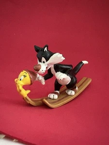 Modellino sci Looney Tunes Sylvester Tweety Bird Warner Bros vintage applausi 1988 - Foto 1 di 4