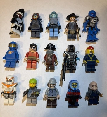 Lote de 15 minifiguras LEGO surtidas. Llanero Solitario, Star Wars, Hero Factory, City Foto 1 de 4