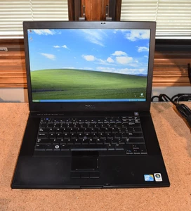 Dell Precision M4400 2,4 GHz 500 GB HDD NVidia Quadro FX 770M Windows XP 32 bit - Foto 1 di 19