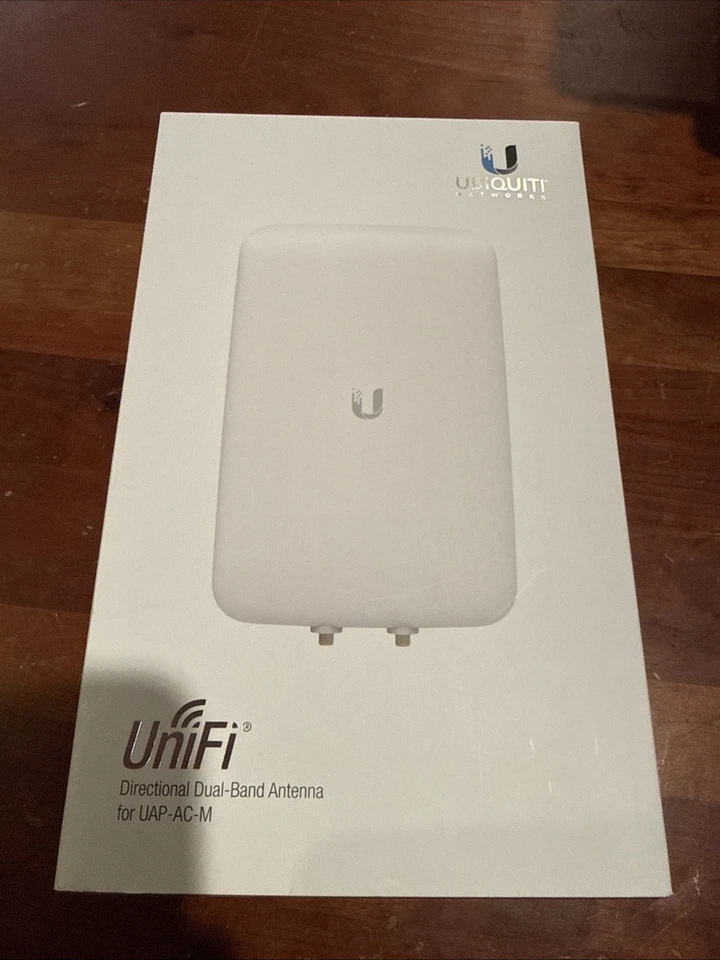 Ubiquiti Networks UMA-D Wireless Antenna - Directional Dual-Band for UAP-AC-M - Image 1 of 4
