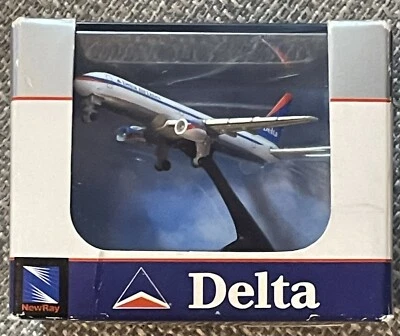 NewRay Sky Pilot Series Delta Airlines escala 1:550 Boeing 737 - 800 diecast 2005 Foto 1 de 4
