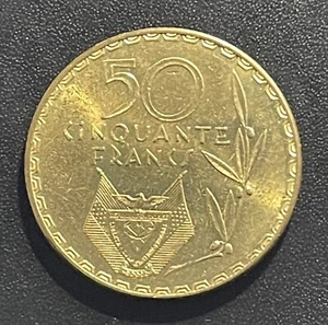 Rwanda 1977 50 Francs Brass Coin: - Picture 1 of 2