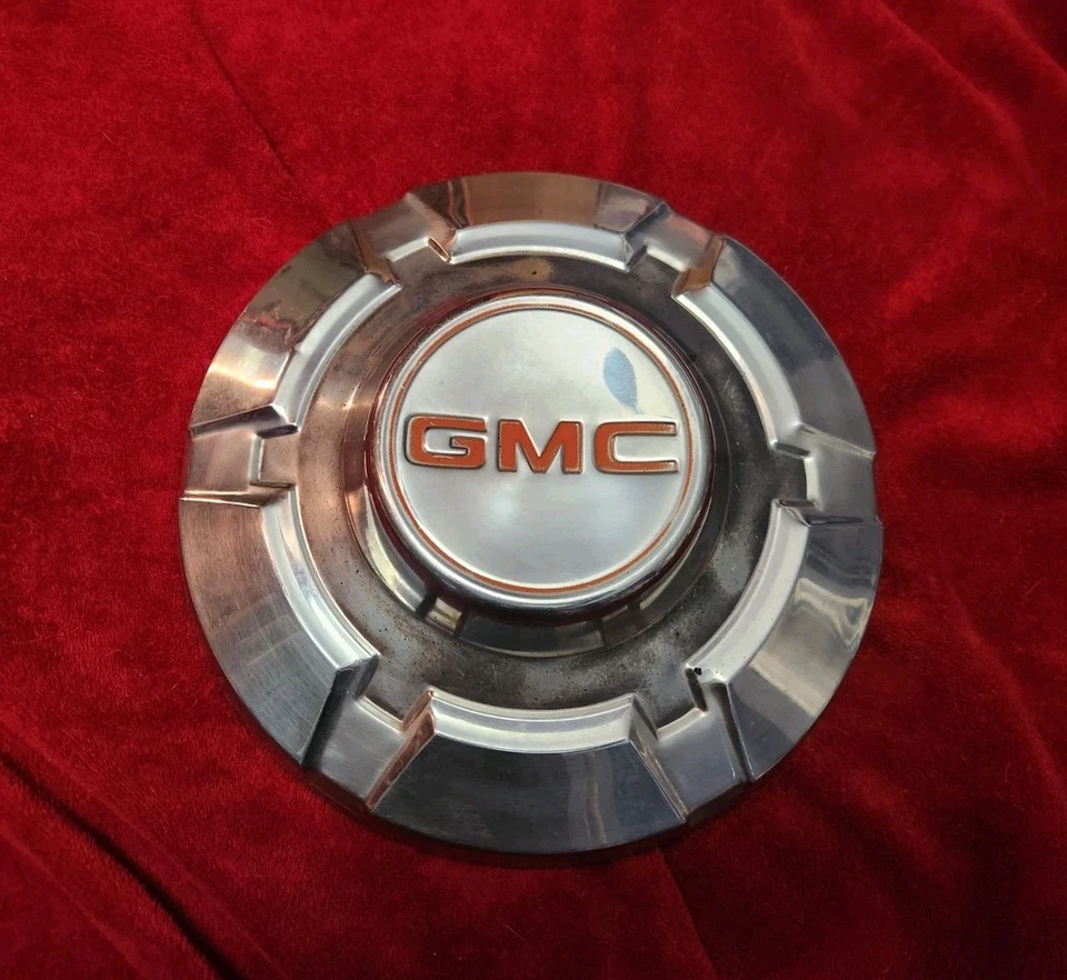 1967 GMC 3/4 Ton Truck 12" Hubcap 1968 Wheel Cover 1969 1970 1971 1972 - Image 1 of 1
