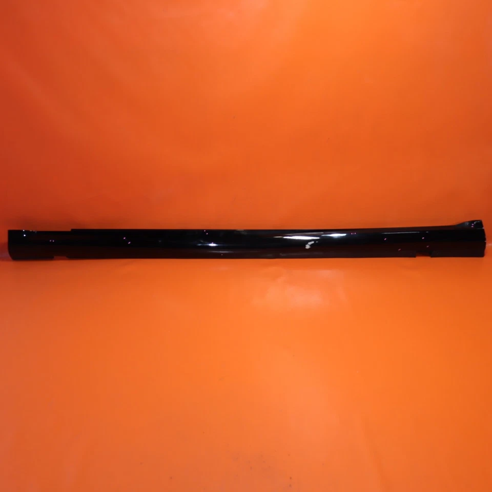 CARGADOR DODGE SRT HELLCAT BALANCÍN MOLDURA IZQUIERDA 2020 2021 2022 2023 68422283AB OEM Foto 1 de 4