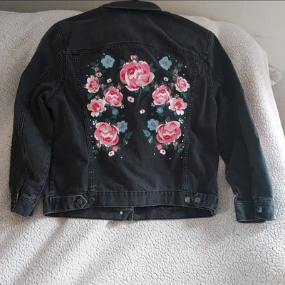 Джинсовая куртка черный цветочный украшенный размер L - Изображение 1 из 4