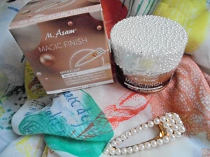 M. ASAM Magic Finish Make-up Mousse 30ml Porcelainteint  Perlendeckel+Haarspange - Bild 1 von 5