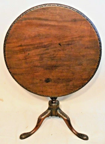 EXCEPTIONAL 18th CENTURY CARVED MAHOGANY ENGLISH CHIPPENDALE TILT TOP TEA TABLE Cover
