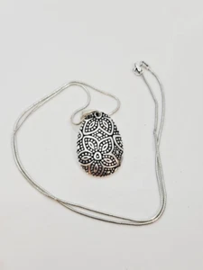 Collar colgante floral con cuentas James Avery de plata de ley flores raras retiradas - Imagen 1 de 6