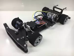 Kamtec Koonta 1300 Limousine Lagerwagen komplett gebaut Maßstab 1:12 - Bild 1 von 9