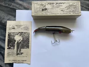 VINTAGE C.C. Roberts esca cucciolo fango rana colore naturale? Chub? Modello River con scatola - Foto 1 di 12