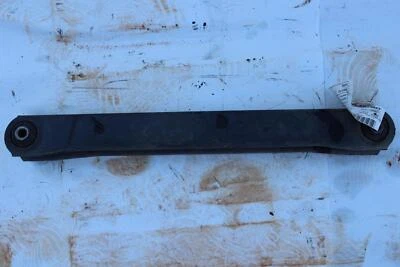 Brazo de control inferior de suspensión trasera derecha Chevy Tahoe 2014-2020 OEM Foto 1 de 3