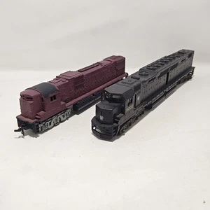 Ho Scale Train Locomotives One Tyco Other ? Lot Of 2 For Parts As Is - Picture 1 of 5