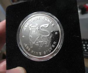 Seltene Merrill Lynch One 1 Feinunze .999 Feinsilbermedaille, Original Box - Bild 1 von 5