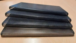 Universal Lautsprecher Blende - 11cm x 18,5cm, Kante 0,8cm - schwarz - Alu - Top - Bild 1 von 5