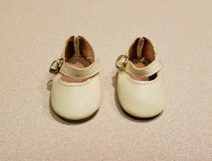 Zapatos de vestir vintage beige blanco cierre hebilla plisado muñeca - Imagen 1 de 6