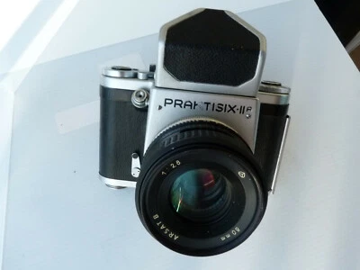 VINTAGE PRAKTISIX IIA  6x6 F. Camera with PRISM FINDER,ARSAT 80/2.8 lens.READ! - Image 1 of 4