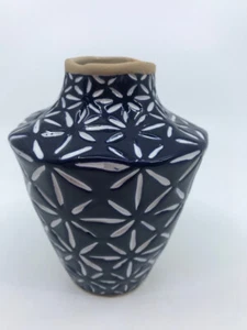 Vase - Bild 1 von 3