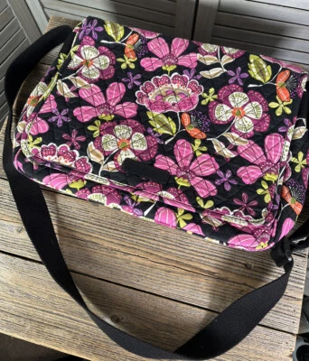 Nice! Vera Bradley Quilted Messenger Bag Pirouette Pink Floral - Image 1 of 4
