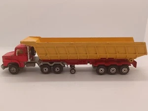 SCANIA SANDKPPER BAUFAHRZEUG ROT GELB  1/60 MAJORETTE MADE IN FRANCE 80ERJAHRE - Bild 1 von 6