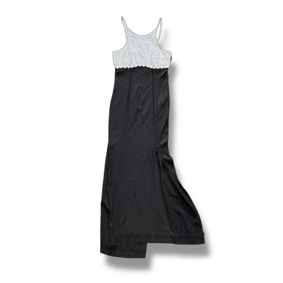 Maxi Vestido Vintage Años 90 Blanco y Negro Cuello Alto Foto 1 de 4