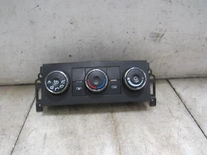 12 13 CHEVY SILVERADO 1500 AC & HEATER CONTROL OEM - Picture 1 of 3