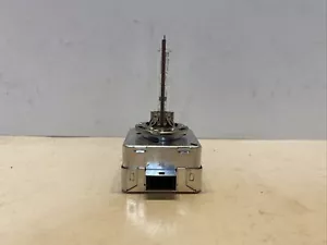 2017 2018 2019 2020 2021 OEM Jeep Compass HID Xenon Headlight Bulb Philips 1360 - Picture 1 of 5
