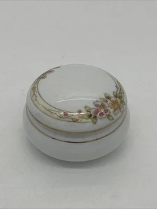 Vintage Nippon Hand Painted Floral Porcelain Round Trinket Box Powder Jar - Picture 1 of 15