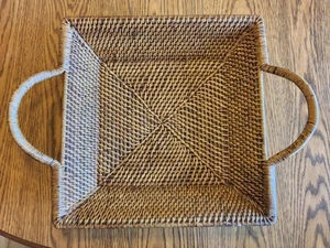 PAMPERED CHEF Woven Selections 13" x 13" Wicker Serving Basket Square W/ Handles - Picture 1 of 15