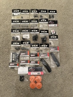 TLR 8ight 8X/22 22T/Losi Late Model Misc Parts Lot-Springs/Wheels/Piston & More! - Image 1 of 4