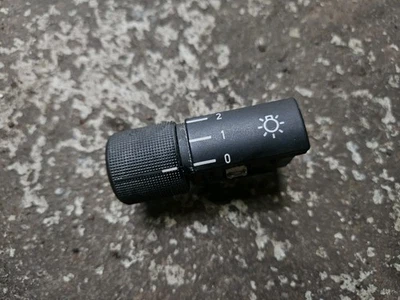 AUDI COUPE B2 UR QUATTRO HEADLIGHT SWITCH 857941591D LATE SPEC - Image 1 of 4