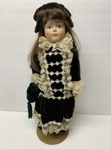 15 Inch Tall Haunted Porcelain Doll "Evalinda" – Paranormal Victorian Spirit - Picture 1 of 9