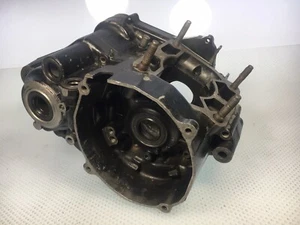 Coppia Carter Crankcase Yamaha YZ 125 1983 1984 24X-15111-00 + 24X-15121-00 - Foto 1 di 21
