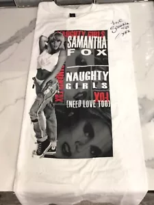 Samantha Fox Autograph Signed - White Naughty Girls T-Shirt size 3 xl - Picture 1 of 3