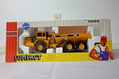 JOAL 238 Volvo A35C Articulated Dump Truck 1:50 Scale - Image 1 of 4