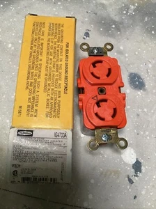 Hubbell IG4700A Duplex Twist-Lock Receptacle 15A 120V Nema L5-15R - Picture 1 of 3