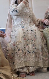 Janaan Nikkah Dress - Picture 1 of 8