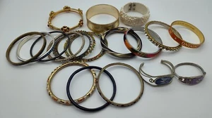 21 Vintage Bangle Bracelet Enamel Rhinestone Plastic Butterfly MNG Alpaca Lot - Picture 1 of 23